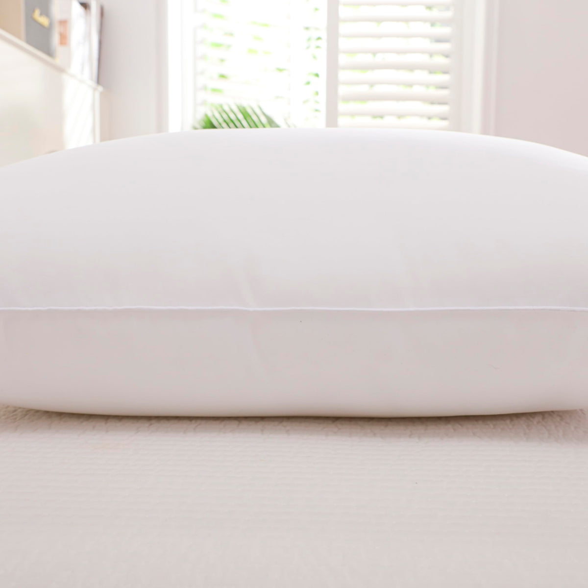 Gold Down Alternative Bed Pillow Set of 2 King Size X3651