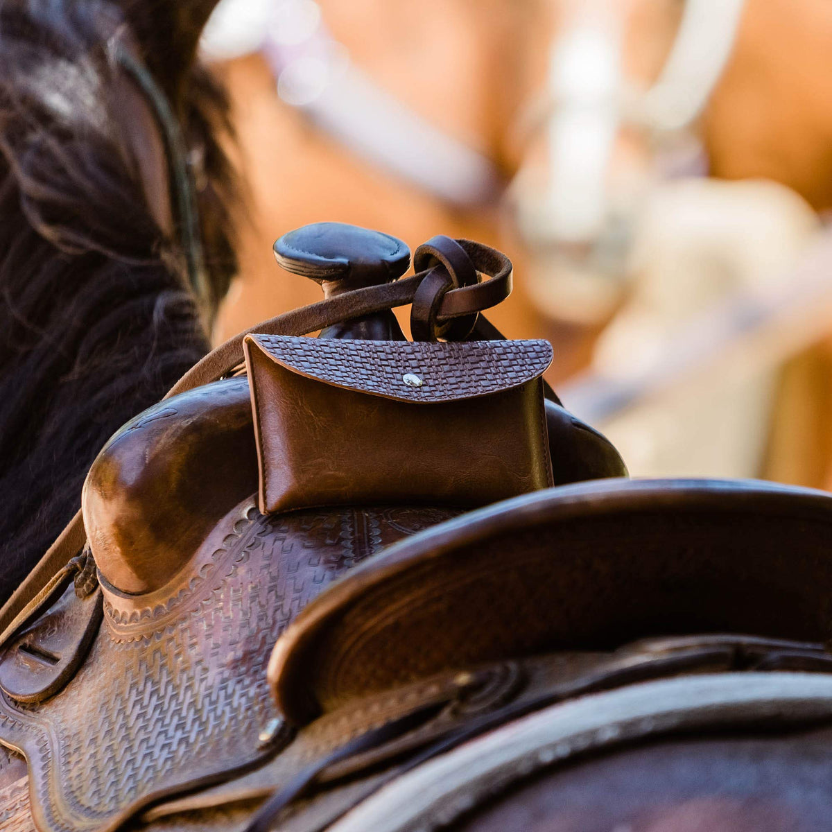 Saddle Pommel Bag Phone Holder P375128